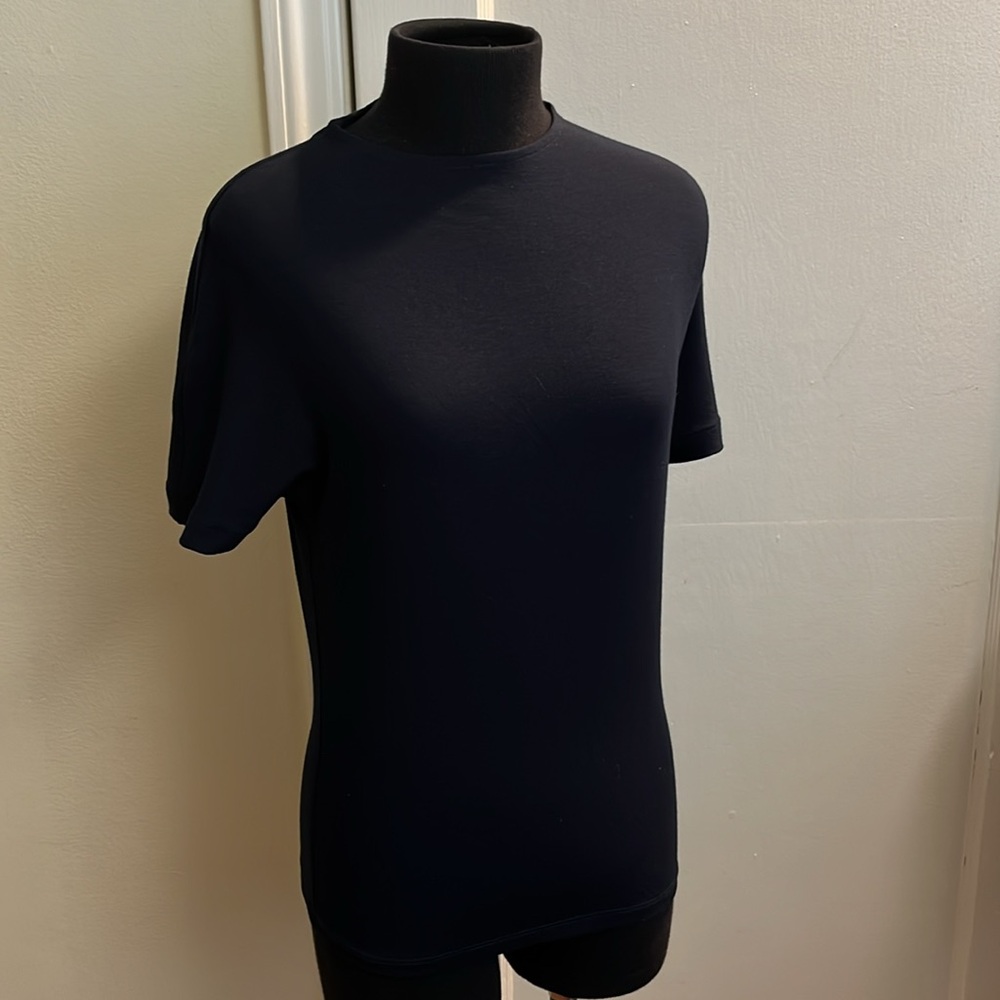 Designer tee - Picture 4 of 7